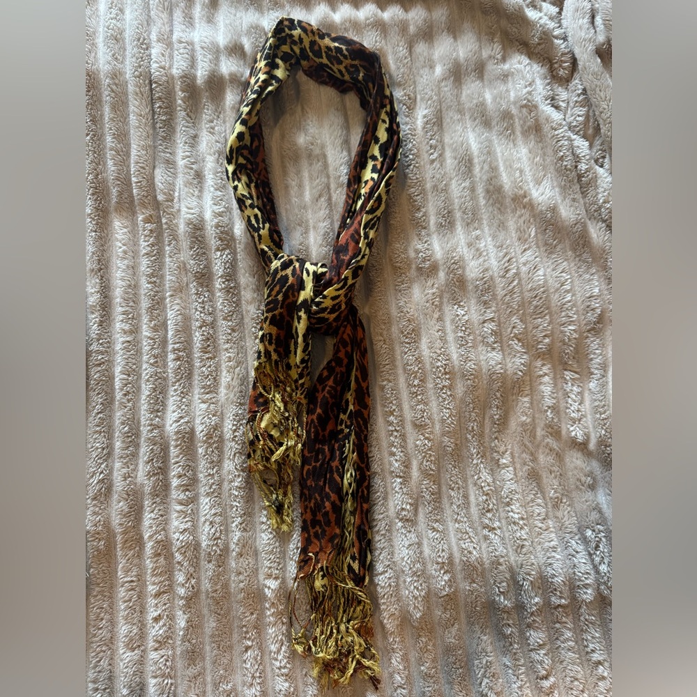 NWOT Leopard Print Scarf
